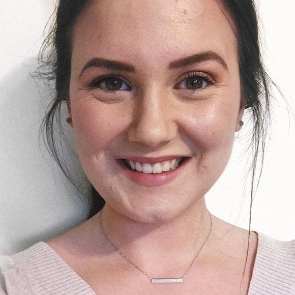 Meet your Posher, Michelle - Picture 1 of 1